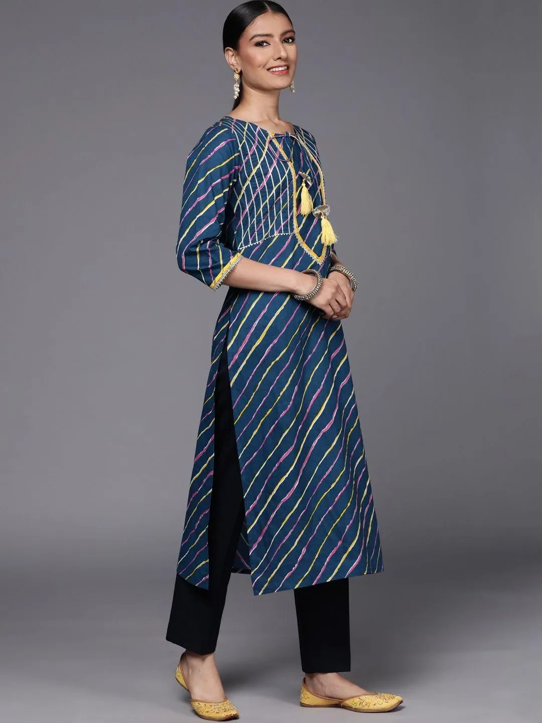 Blue cotton printed straight kurta with lace detailings