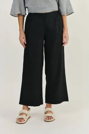 GA398 Straight Leg Pant in Black
