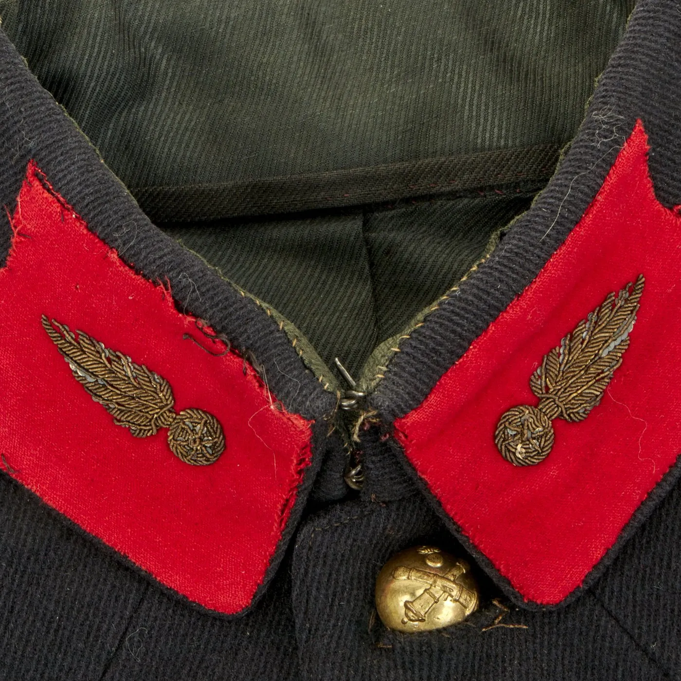 Original French WWI Armored Corps Tanker NCO Uniform Tunic with Identification