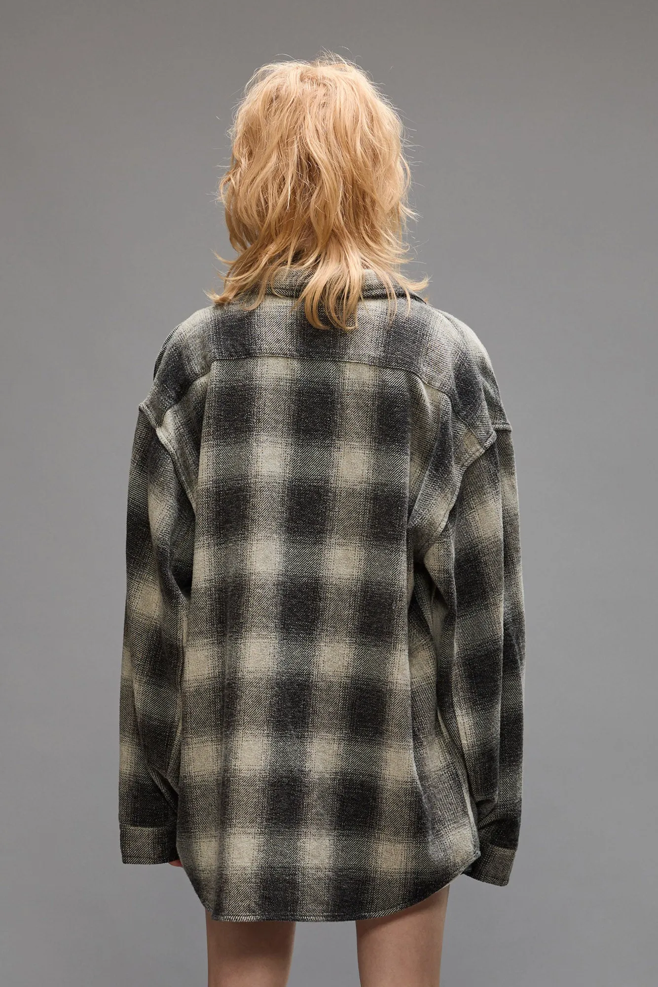 OVERSIZED POCKET DROP NECK - GREY OMBRE PLAID