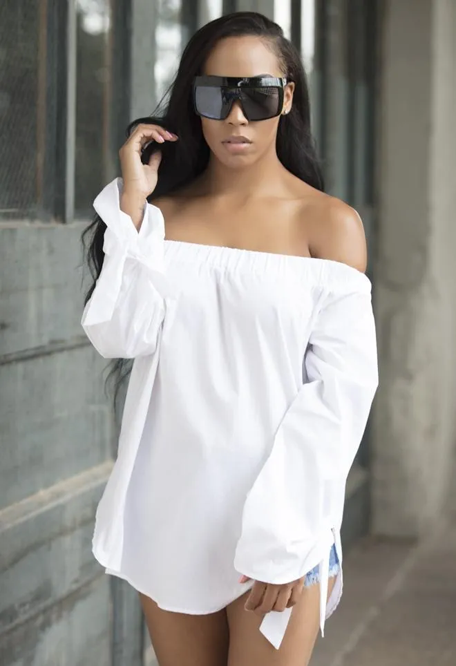 QUANTIC WHITE OFF THE SHOULDER TOP