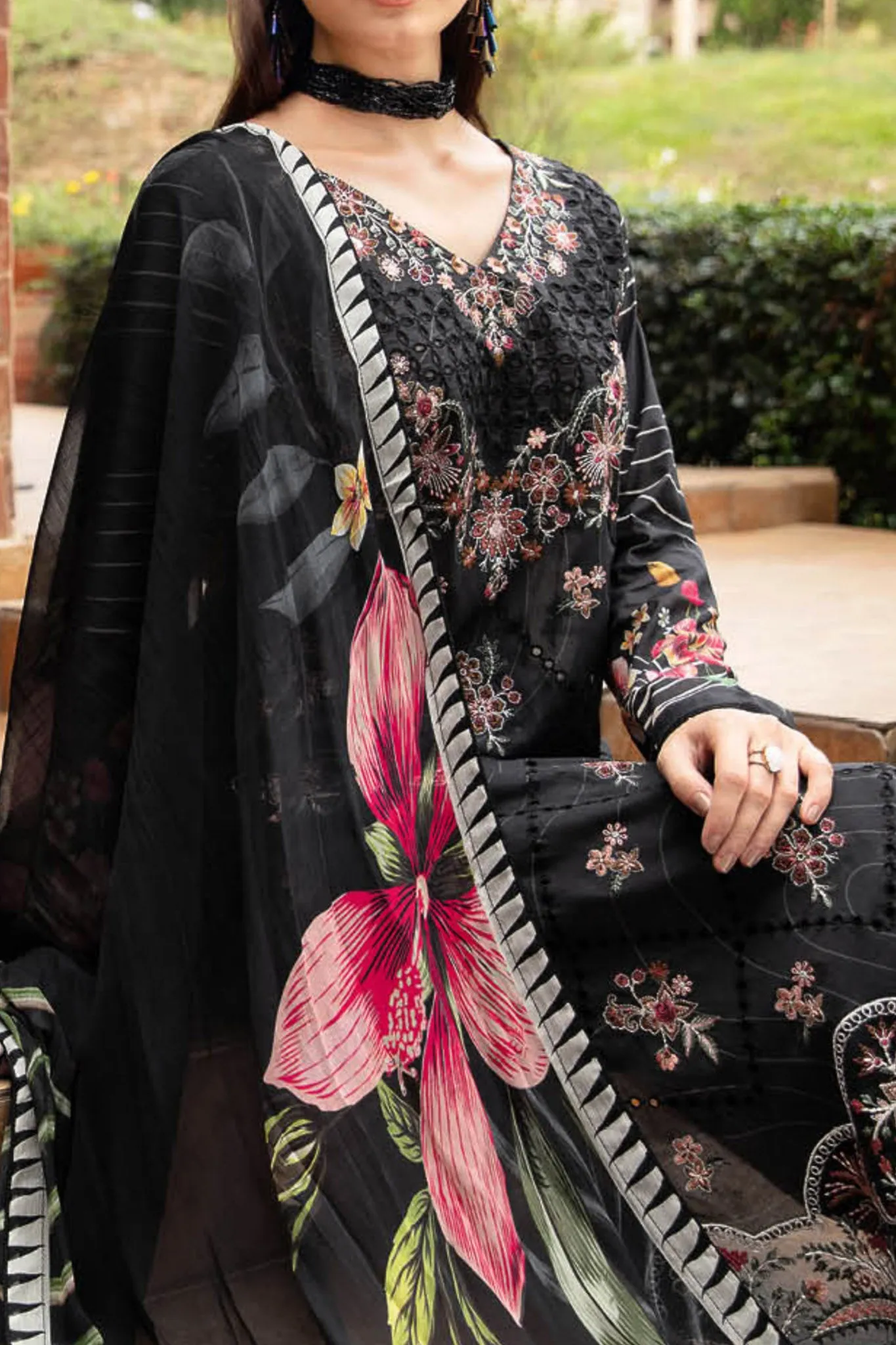 Riwayat By Ramsha Unstitched 3 Piece Luxury Lawn Vol-09 Collection'2024-Y-903
