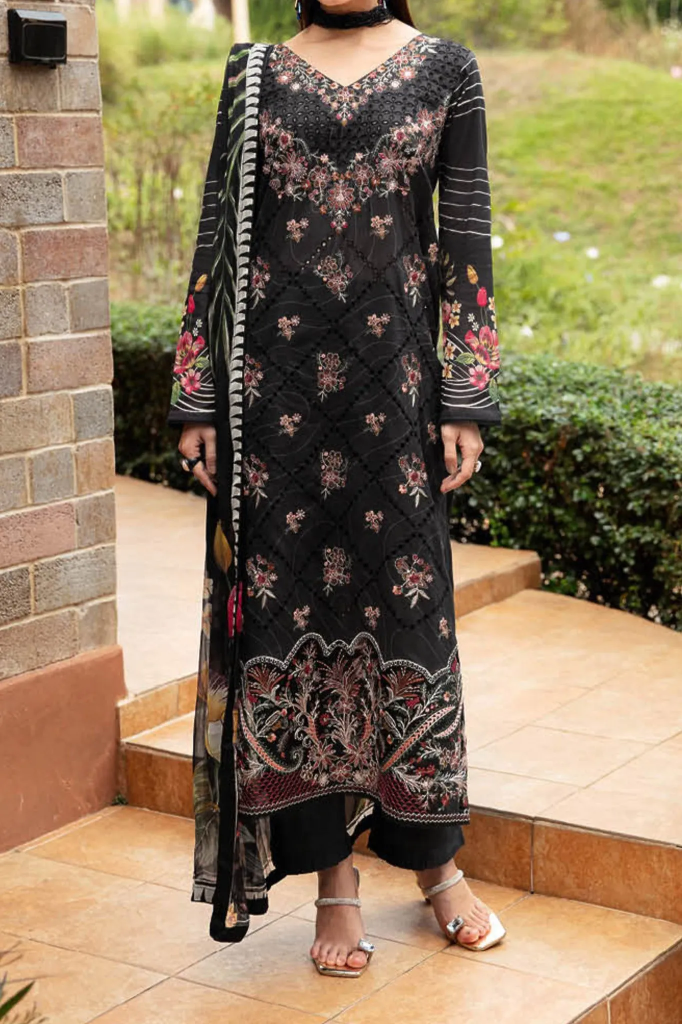 Riwayat By Ramsha Unstitched 3 Piece Luxury Lawn Vol-09 Collection'2024-Y-903